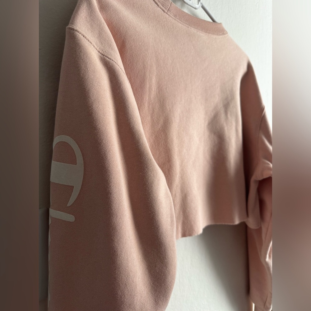 Champion Pink Cropped Sweatshirt